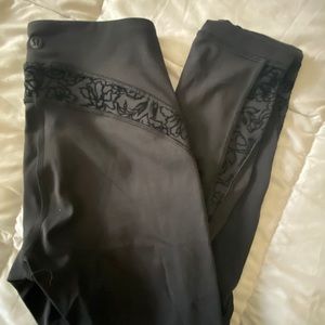 Special edition Wunder Under tight velvet sz4 blk